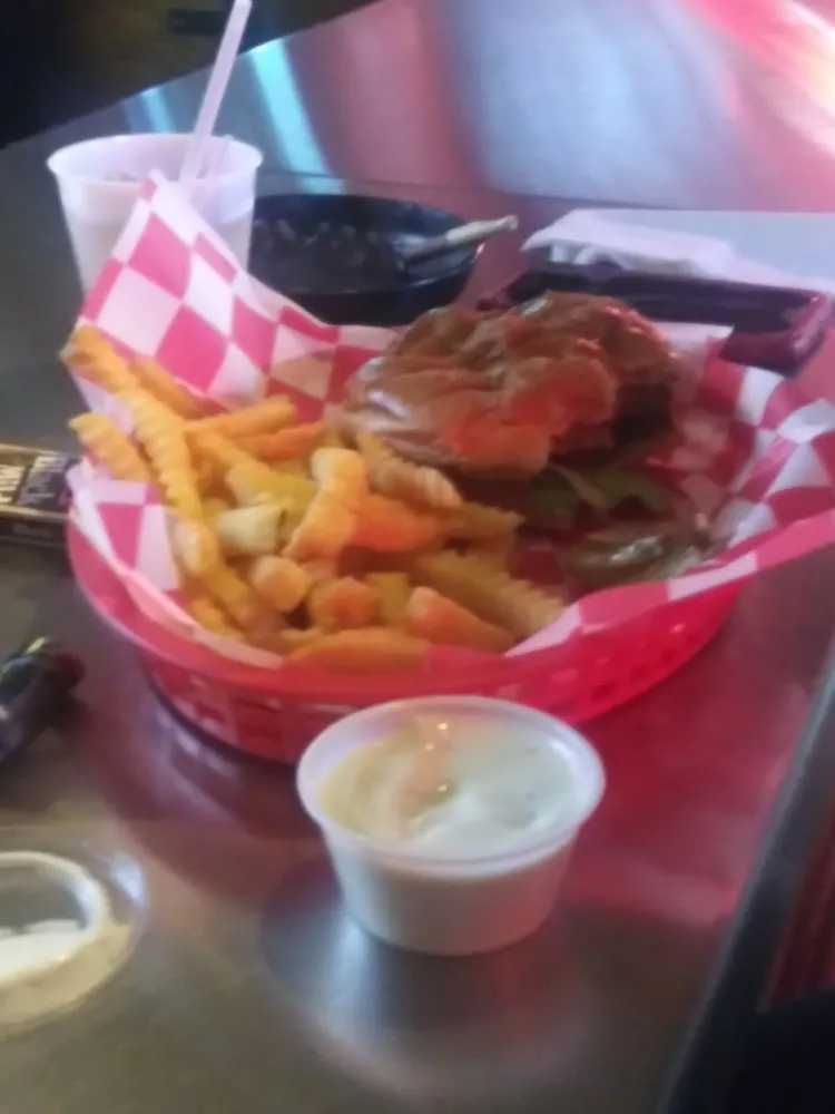 Cheeseburger with Fries